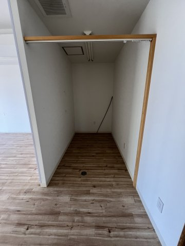 北園マンション　テナントの内装