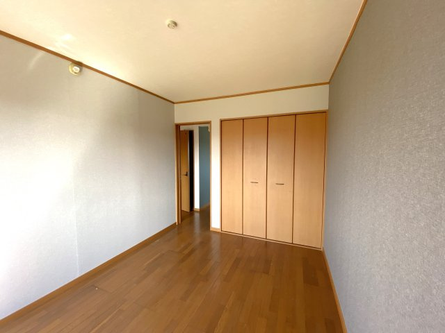 豊成ハイツの洋室