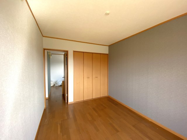 豊成ハイツの洋室