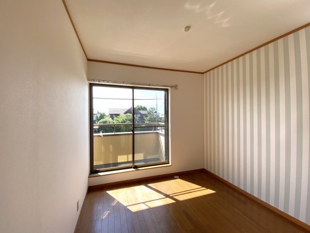 豊成ハイツの洋室