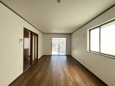 【居間・リビング】 | 豊見城市豊見城Ⅱ（全5棟）ラストD号棟 | D号棟　リビング階段♪