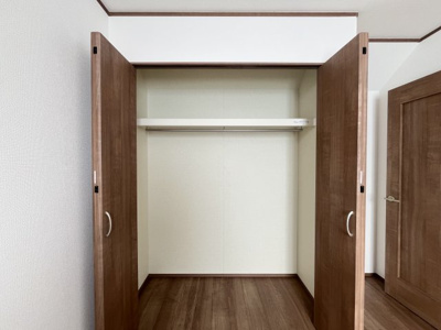 【収納】 | 豊見城市豊見城Ⅱ（全5棟）ラストD号棟 | D号棟　洋室5.25帖＋CL付き♪