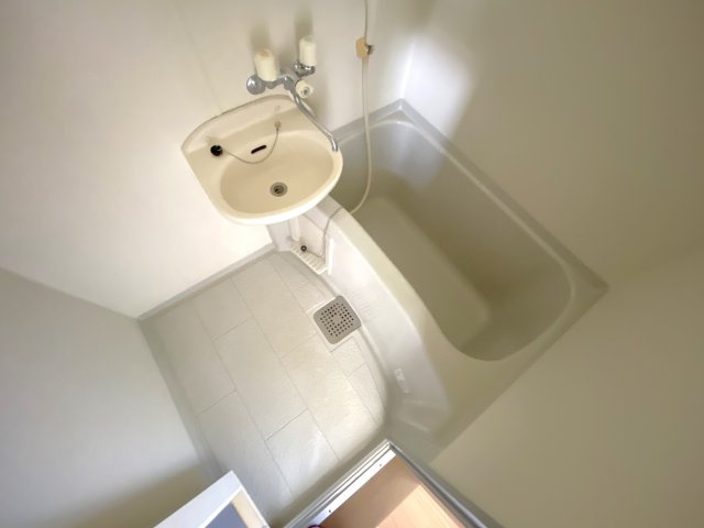 サンフォレスト東金の浴室