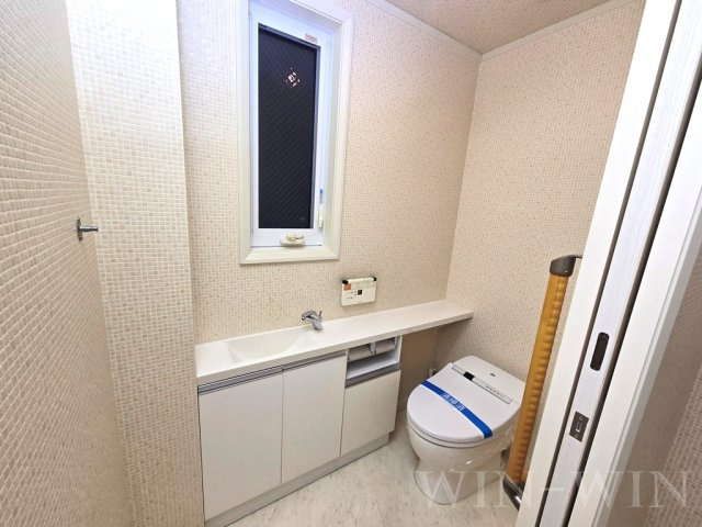 上伝馬町貸家のトイレ