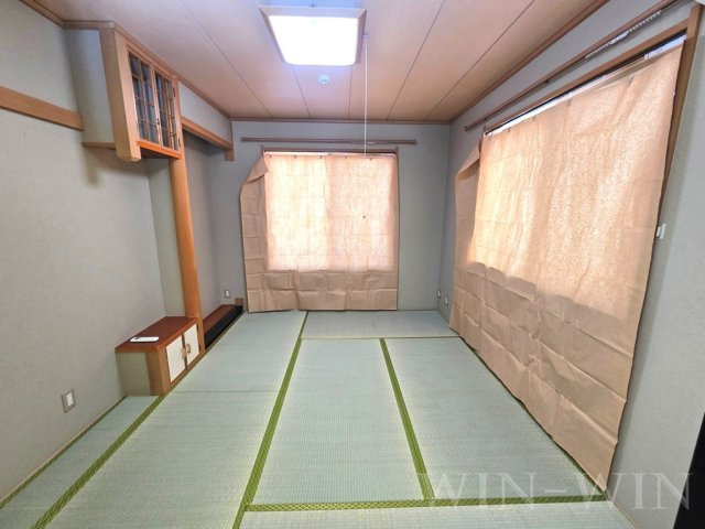 上伝馬町貸家の居間・リビング