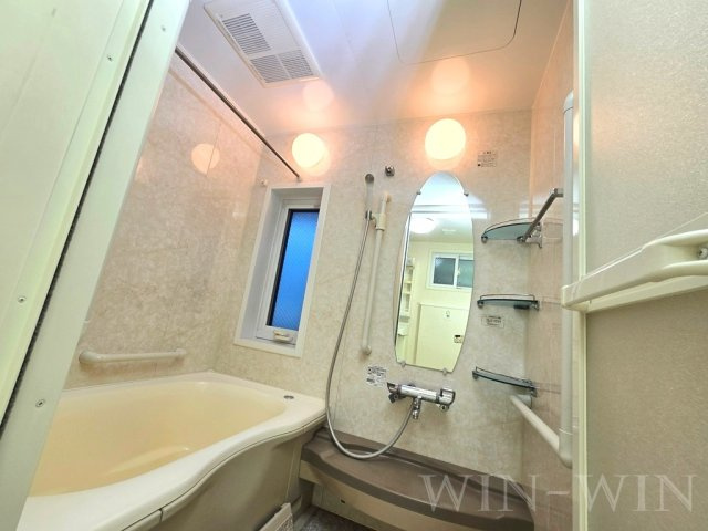 上伝馬町貸家の浴室