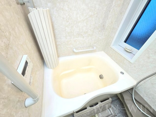 上伝馬町貸家の浴室