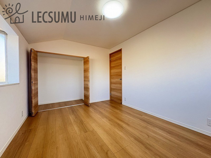 姫路市城東町／中古戸建の寝室