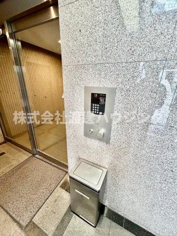 ハルフィー江坂のセキュリティ|オートロック