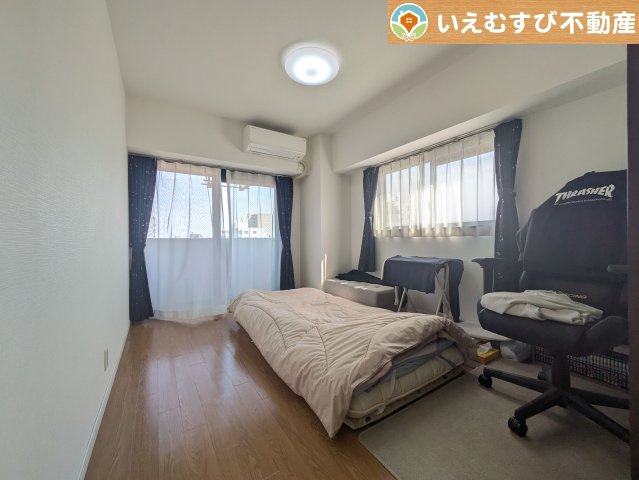 レクセル熊谷の洋室