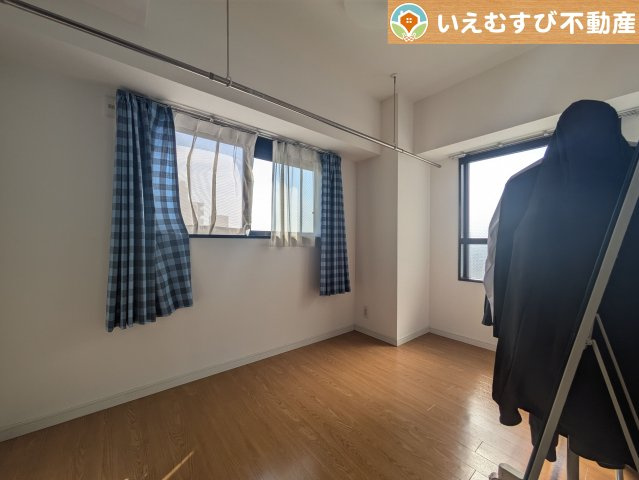 レクセル熊谷の洋室