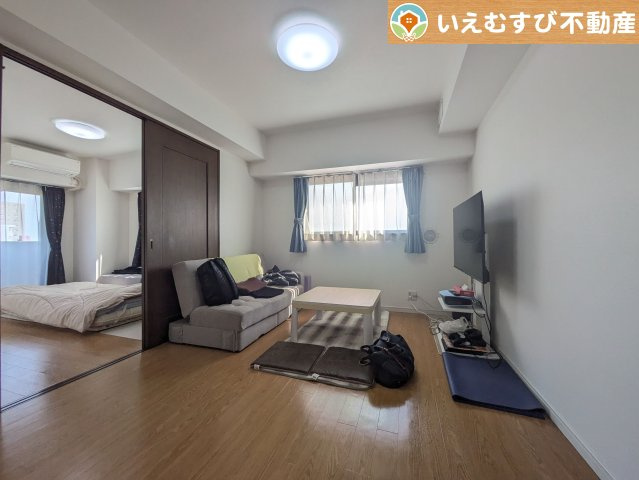 レクセル熊谷の居間・リビング
