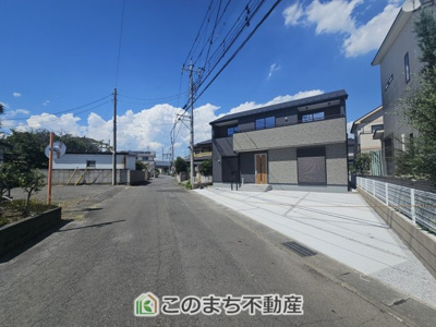 【前面道路含む現地写真】 | LiveleGarden.S第5小山西城南　2号棟 | 前面道路含む現地写真
