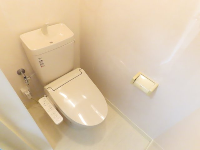 岡西ビルのトイレ