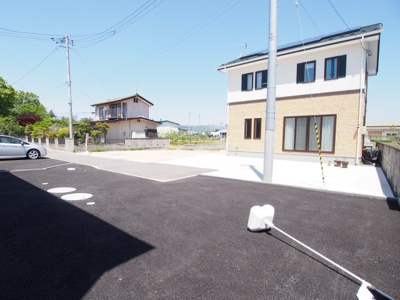 【駐車場】 | Cradle garden　成川第３　２号棟