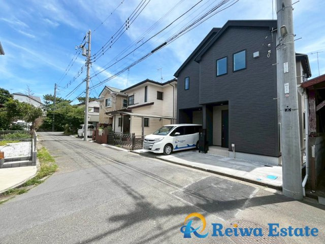 新築戸建　茅ヶ崎市松が丘1丁目の前面道路含む現地写真