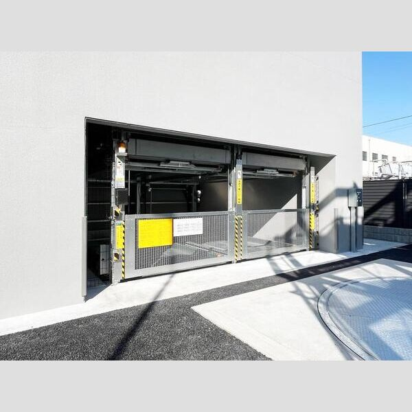 S-RESIDENCE高井田beletaの駐車場