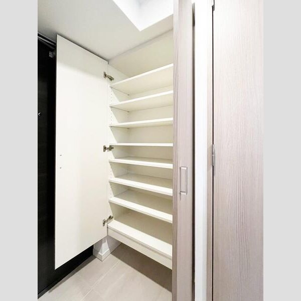 S-RESIDENCE高井田beletaの収納