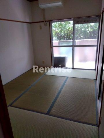 グランメゾン金城の和室