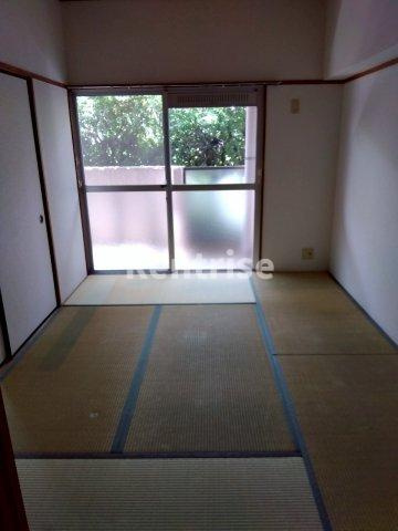 グランメゾン金城の和室