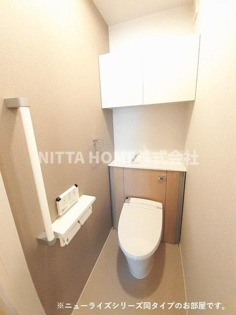 ハーモニー福知山　Ｄ棟のトイレ|【イメージ写真】温水洗浄付きのトイレです＊