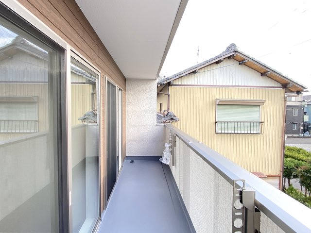 【江南市高屋町旭 2号棟】ワイド間口×LDK19.6帖のバルコニー|バルコニー