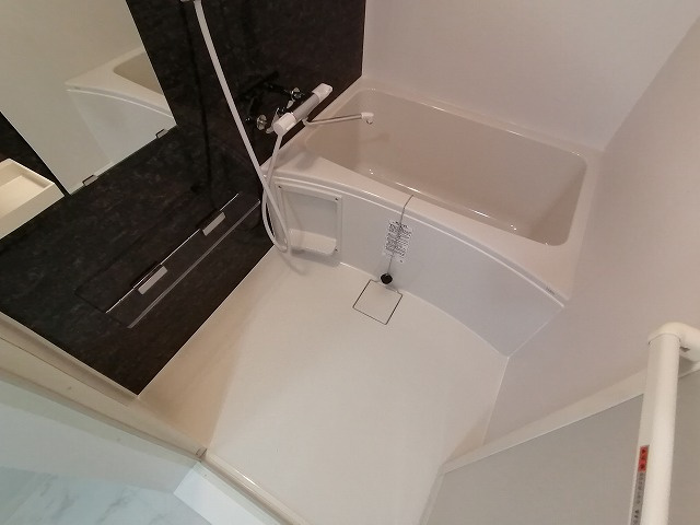 神戸市兵庫区上沢通７丁目の賃貸マンションの浴室