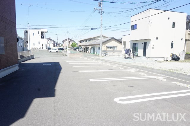熊本市西区蓮台寺２丁目のアパートの駐車場