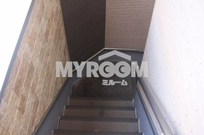 【その他共用部分】 | プレミア経堂 | 共用階段☆