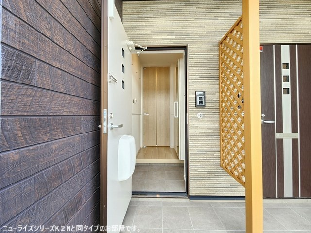 ハーモニー福知山　Ｄ棟の玄関|【イメージ写真】玄関にはシューズボックスを設置しています○
