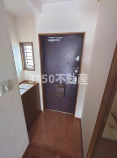 アクシスヨーロッパ弐番館の玄関