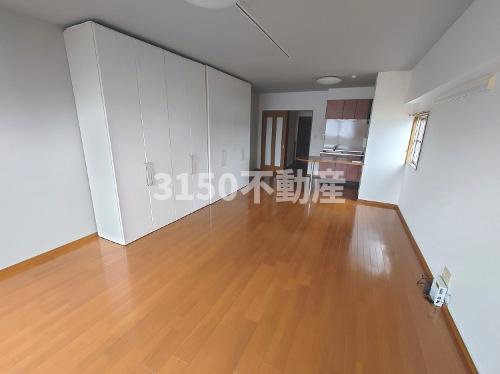 アクシスヨーロッパ弐番館の居間・リビング