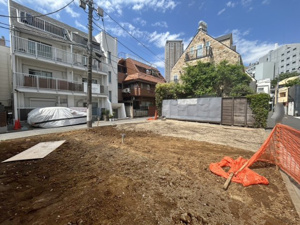 港区南青山1丁目　建築条件なし土地の画像