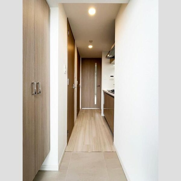 S-RESIDENCE高井田beletaの玄関