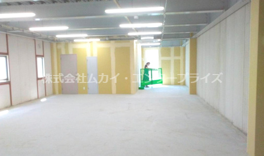 住之江区柴谷2丁目　貸倉庫の内装