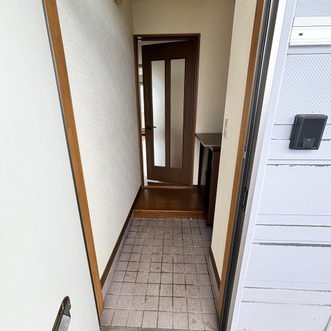 パープルタウンの玄関