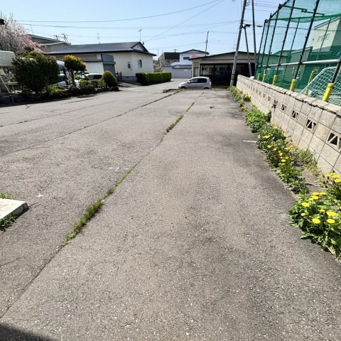 パープルタウンの駐車場
