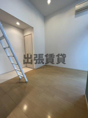 仲介手数料0円！エスポワールOSUGIの居間・リビング