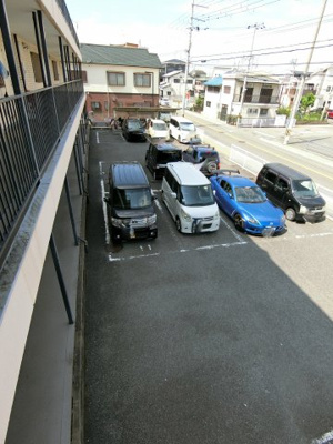 【駐車場】 | モアクレスト綾園