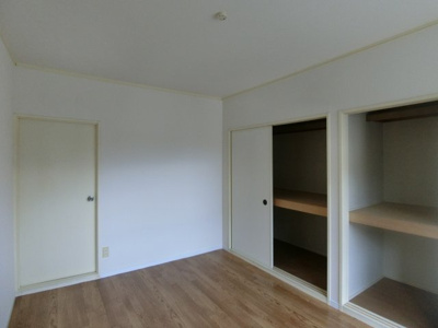 【洋室】 | モアクレスト綾園