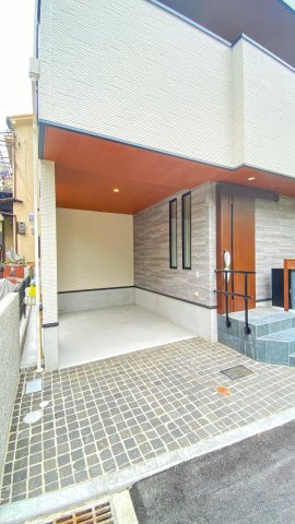 武庫川町の駐車場