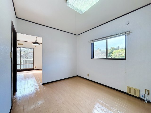 家族とシェアハピの洋室|コンパクトなダイニングのお部屋です＾＾