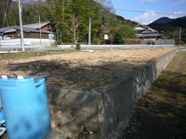 丹波市山南町野坂の売地の外観
