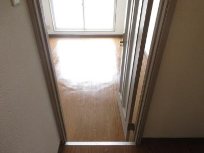 セントポーリア丸太町の内装|廊下から～