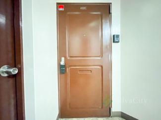 【その他共用部分】 | シャンボール南高円寺 | 玄関ドア