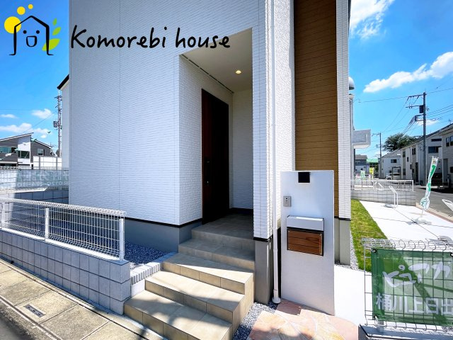 桶川市上日出谷南　2期　ピュアガーデン　新築一戸建て　01の玄関|玄関です