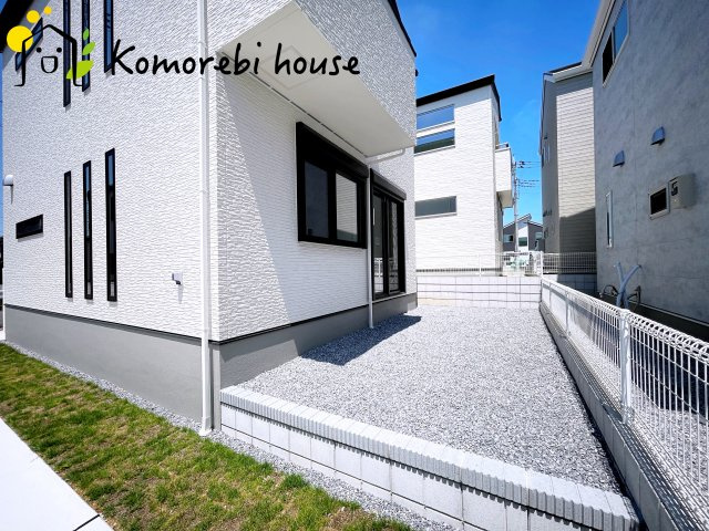 桶川市上日出谷南　2期　ピュアガーデン　新築一戸建て　01の庭|お庭が付いています