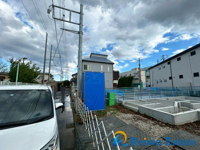 新築戸建　茅ヶ崎市香川1丁目の前面道路含む現地写真