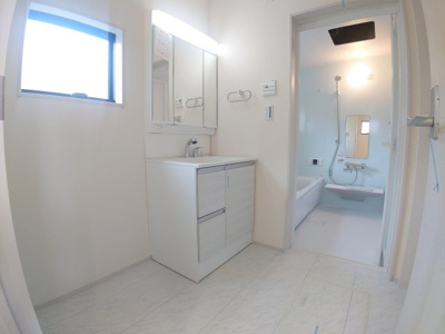 【独立洗面台】