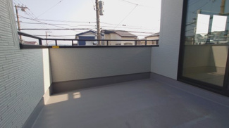 【バルコニー】